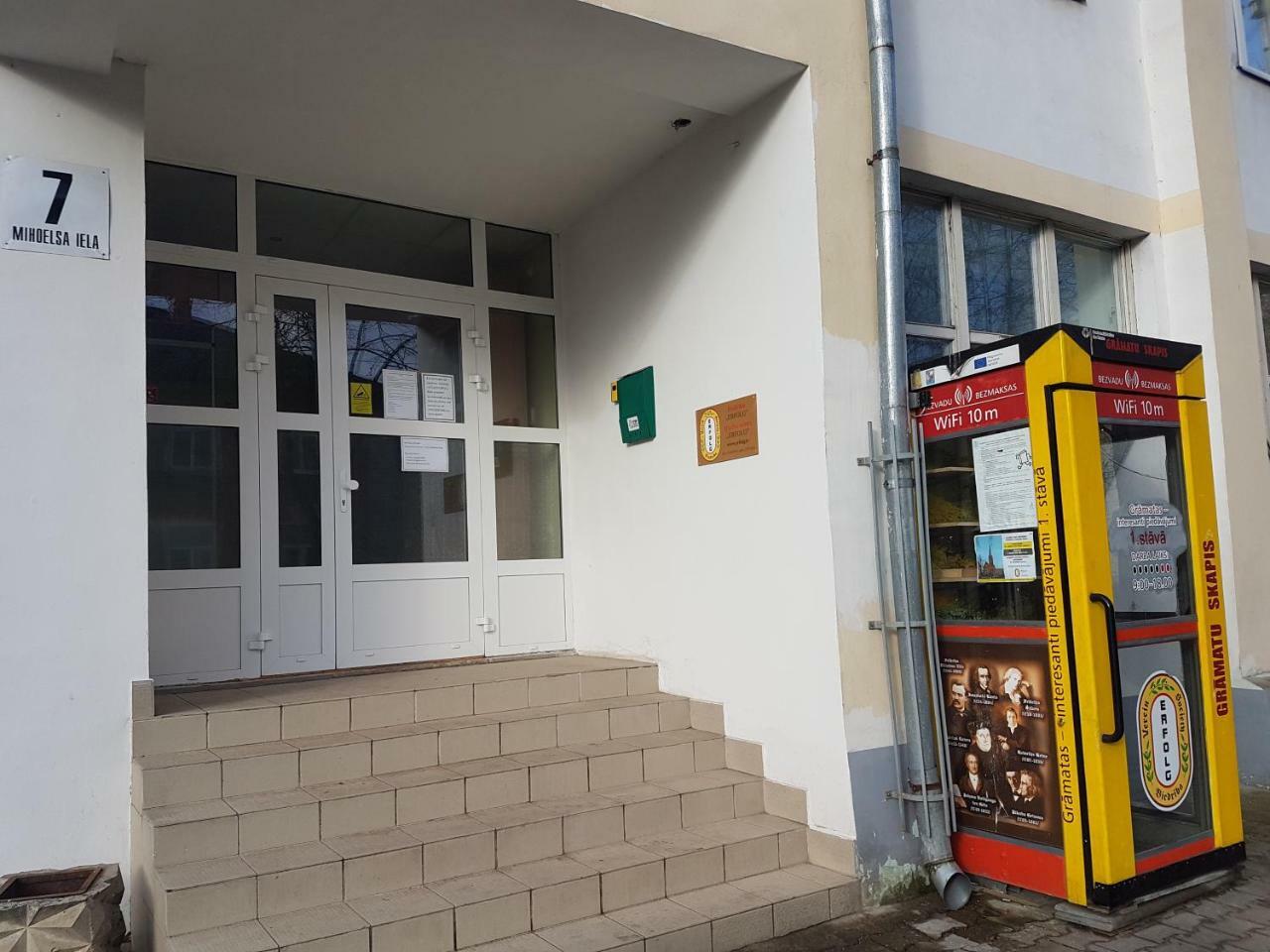 Apartament Erfolg 11 다우가프필스 외부 사진